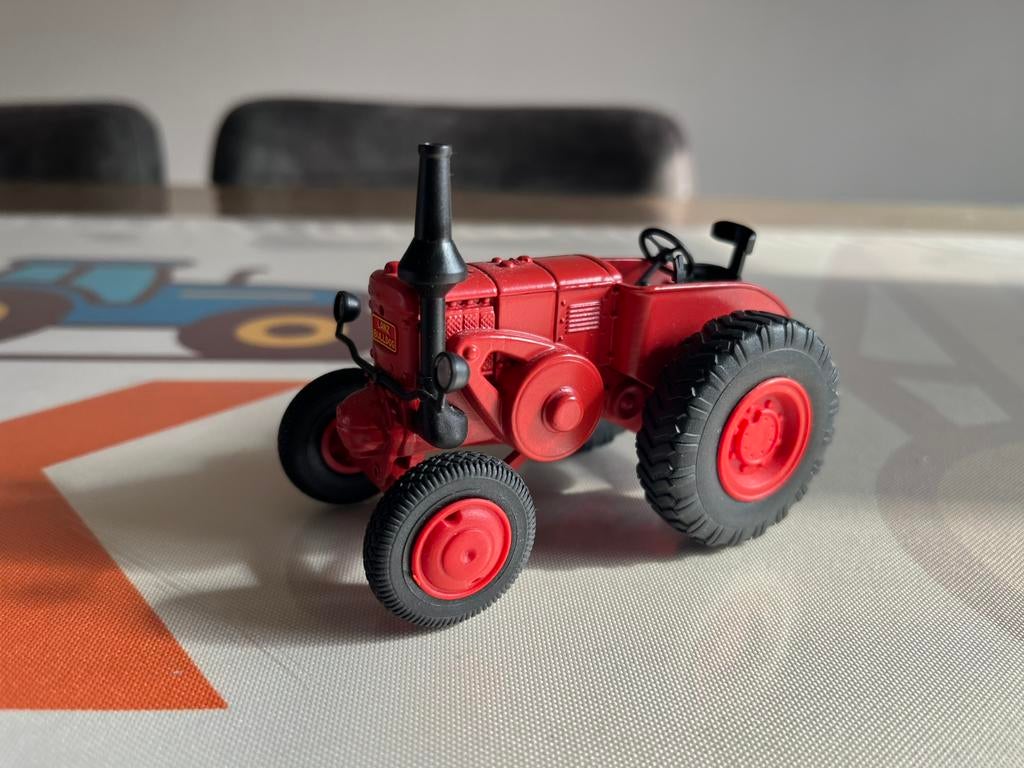 Lanz Bulldog HR 08 tractor Cursor, Hobby en Vrije tijd, Modelauto's | 1:32, Zo goed als nieuw, Tractor of Landbouw, Overige merken