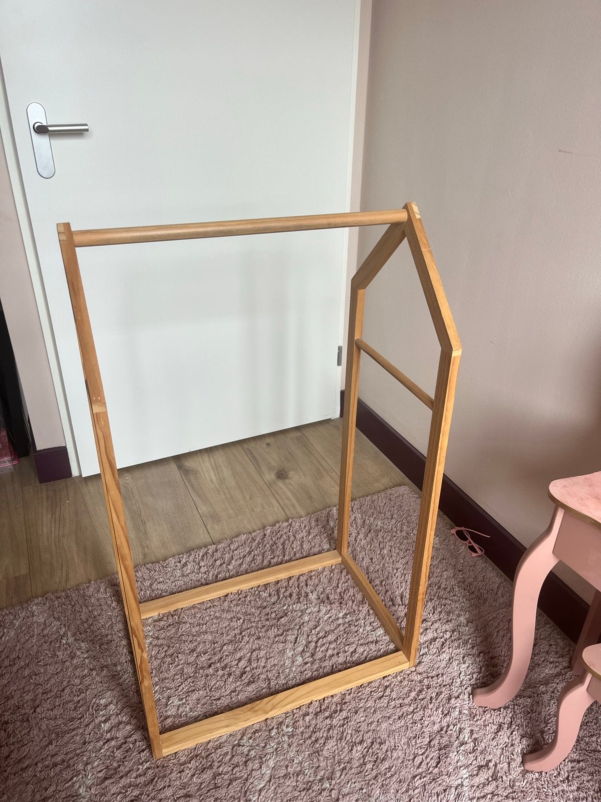 Houten Kledingrek Kinderkamer - Hut Design, Ophalen, Zo goed als nieuw