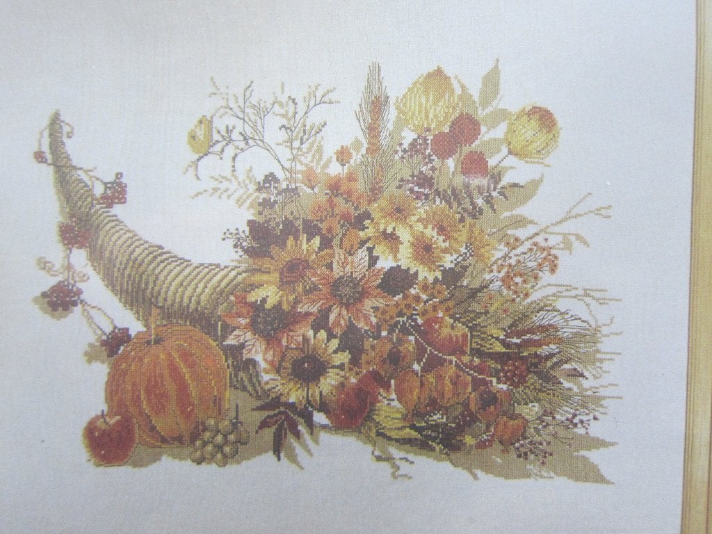 borduurpatroon en CORNUCOPIA HOORN DES OVERVLOEDS, Ophalen of Verzenden, Zo goed als nieuw, Handborduren, Patroon