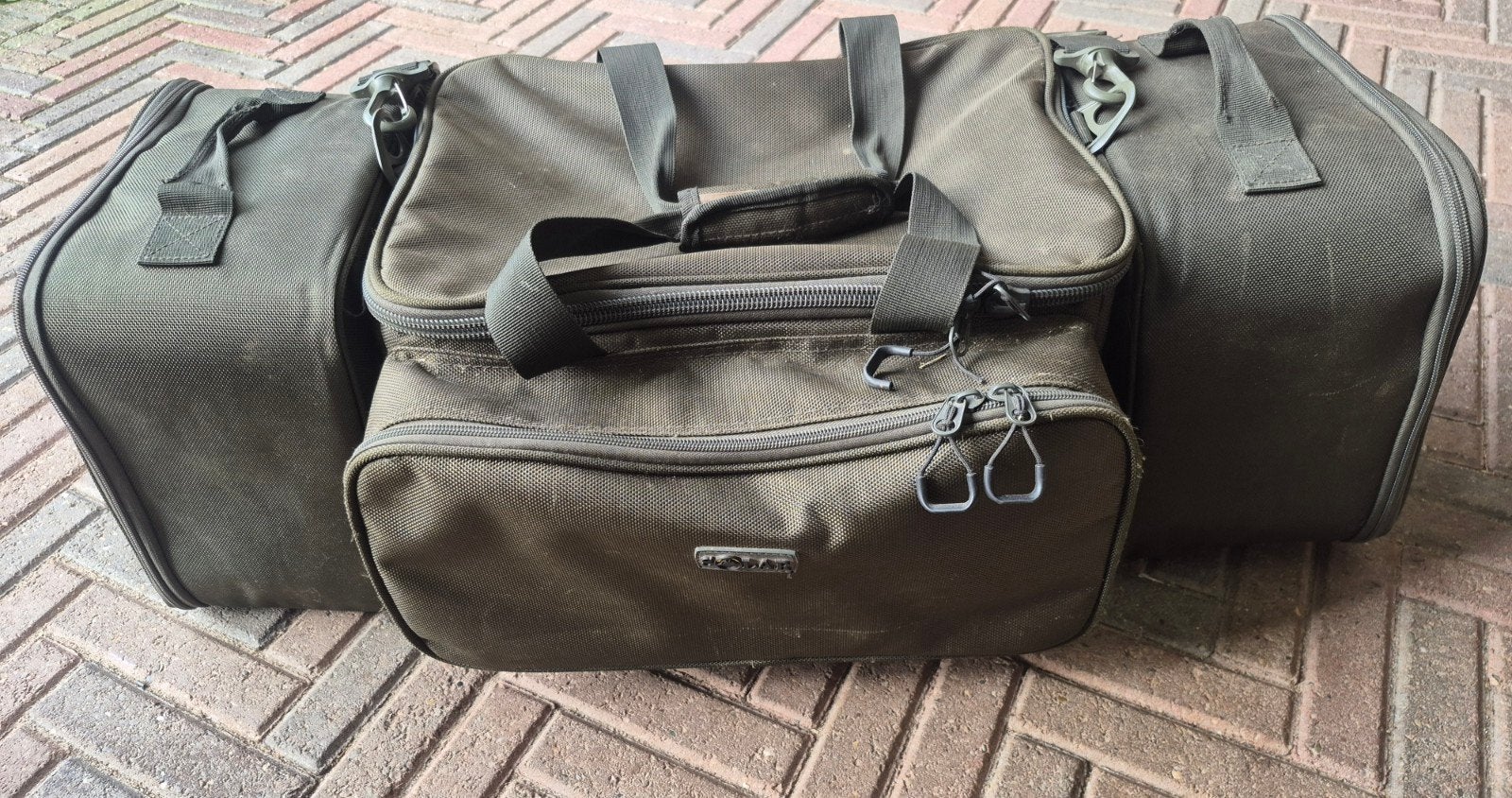 Solar Carryall - Ruime en veelzijdige vistas, Watersport en Boten, Ophalen of Verzenden, Zo goed als nieuw, Koffer of Tas