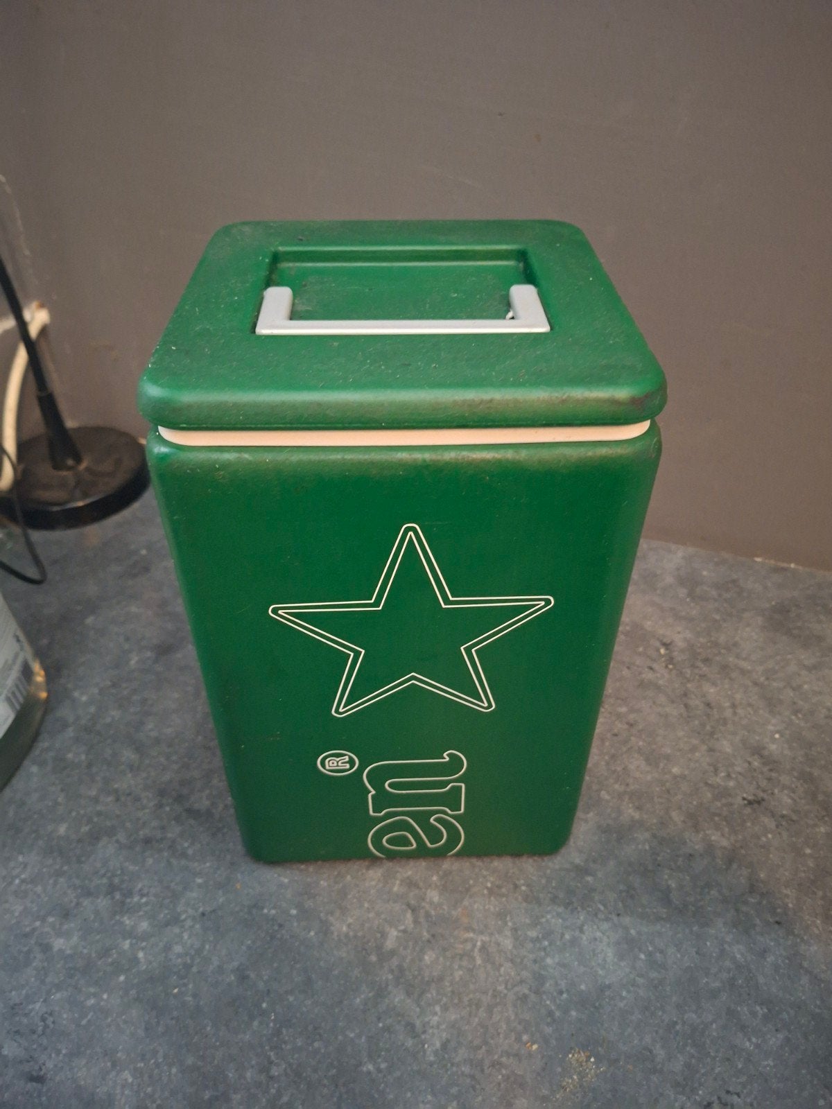 Heineken blikjeskoelbox / verzamelobject, Ophalen of Verzenden, Gebruikt