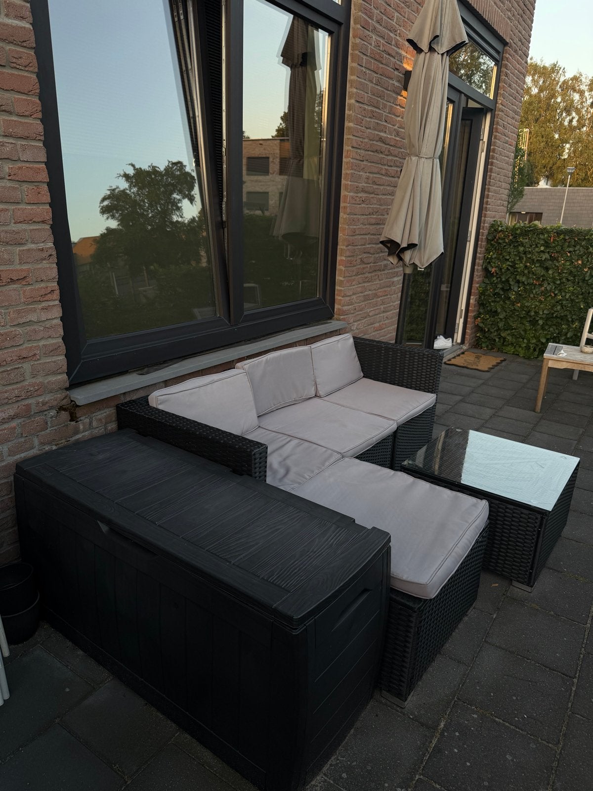 Tectake Wicker Loungeset met Kussens en Opbergbox Jysk, Ophalen, 4 zitplaatsen, Zo goed als nieuw, Loungeset
