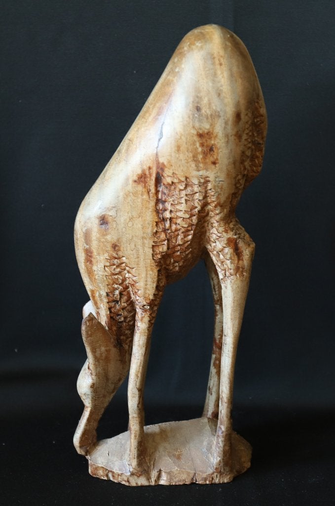 Houtsnijwerk van een dier., Houtsnijwerk, Ophalen of Verzenden, Zoogdier, 20 - 50 cm