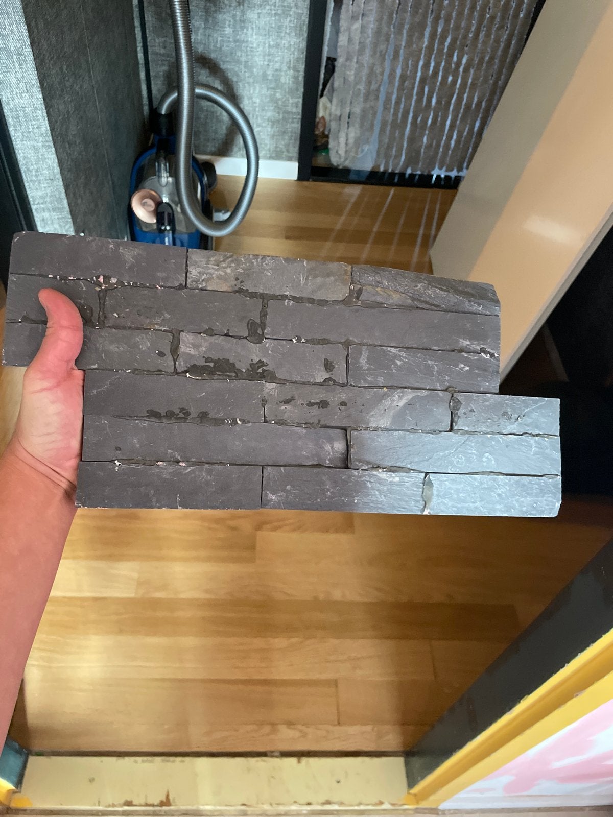 Canyon 8 Natuursteen Strips - Zwart  6 dozen, Doe-het-zelf en Verbouw, Ophalen, Overige materialen, Wandtegels, Nieuw