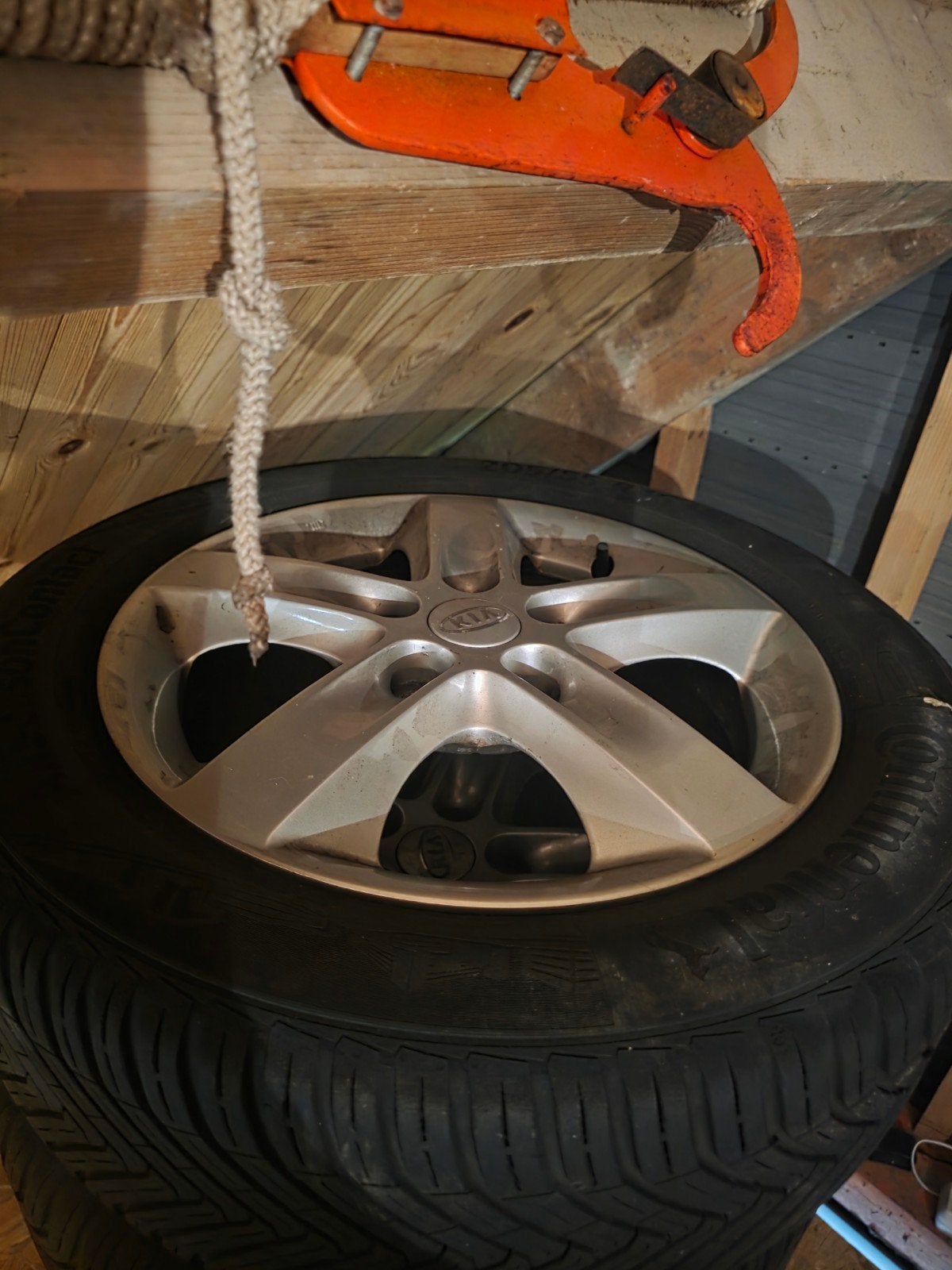 kia velgen 5x114.3 met goeie banden., Ophalen, Zo goed als nieuw