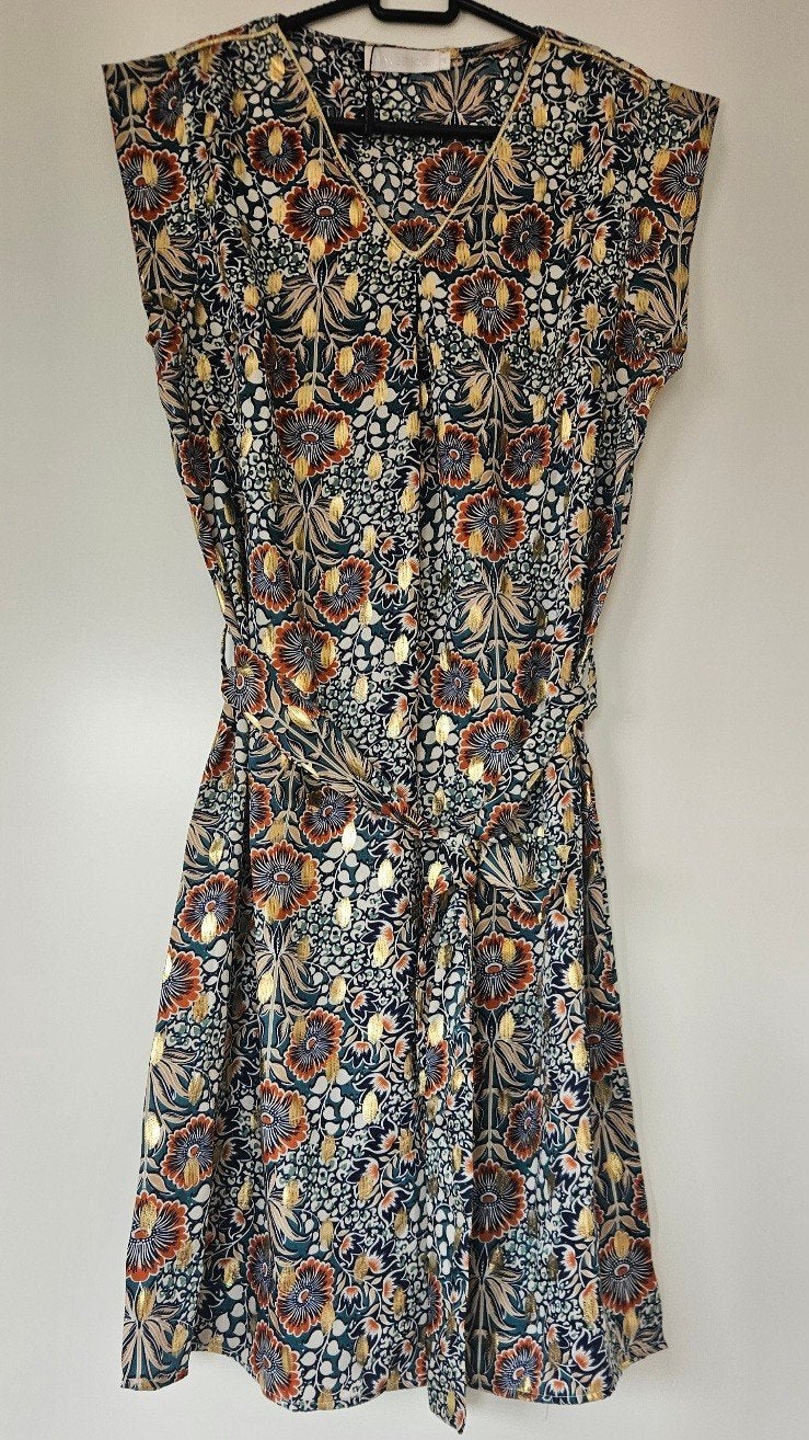 Zomerjurk kleurrijk bloemen goud turquoise - S/M - Nieuw, Kleding | Dames, Jurken, Nieuw, Ophalen of Verzenden, Knielengte, Maat 36 (S)