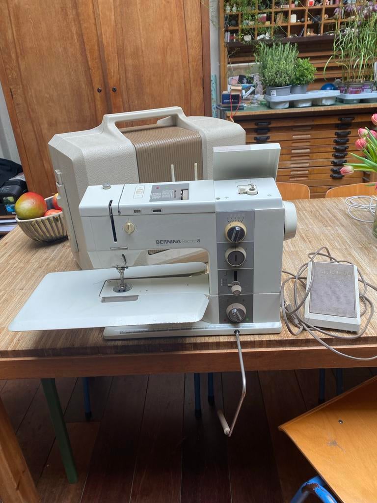 Bernina Record 931 Electronic Naaimachine, Ophalen, Gebruikt, Naaimachine, Bernina