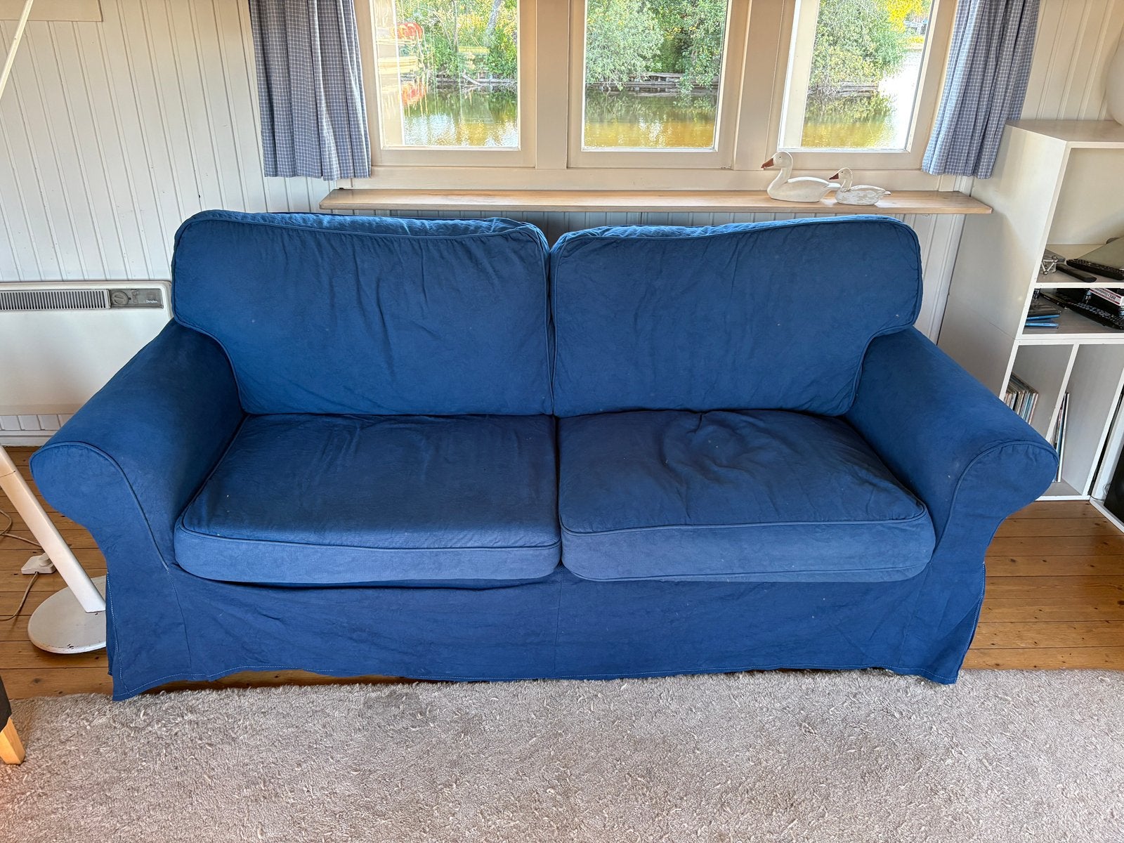 Ektorp slaapbank gloednieuwe bekleding blauw 2p, 140x200cm, Huis en Inrichting, Ophalen, Blauw, Tweepersoons, 140 cm