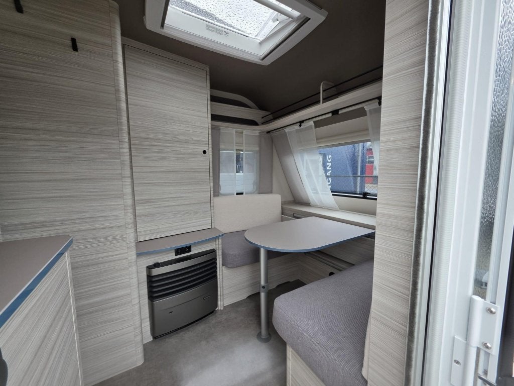 Dethleffs C'Joy Active 460 LE Enkele bedden Face/Face, Caravans en Kamperen, Standaardzit, Bedrijf, Dethleffs, Ringverwarming