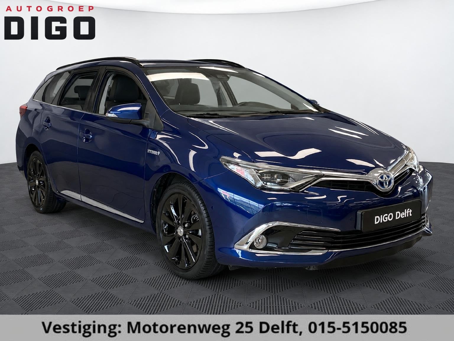 Toyota AURIS 1.8 HYBRID EXECUTIVE AUTOMAAT . PANORAMA DAK ., Auto's, Gebruikt, Euro 6, Blauw, Hybride Elektrisch/Benzine