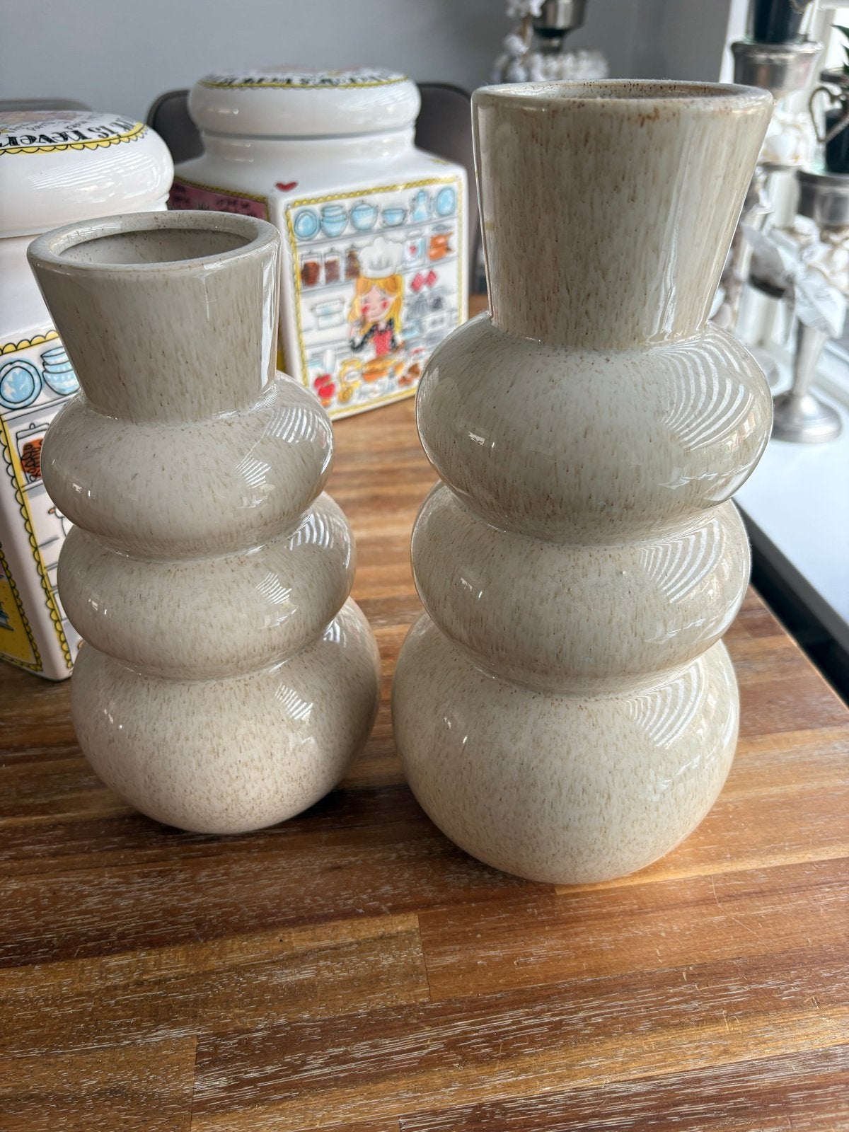 Set van 2 beige gespikkelde vazen, Antiek en Kunst, Ophalen