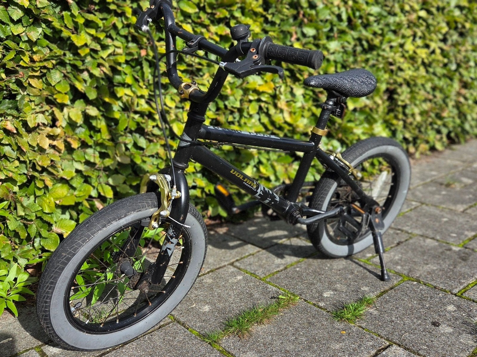 Volare Coolrider 16 inch jongensfiets - Mat Zwart/Goud, Fietsen en Brommers, Ophalen, Velgrem, Volare, 16 tot 20 inch