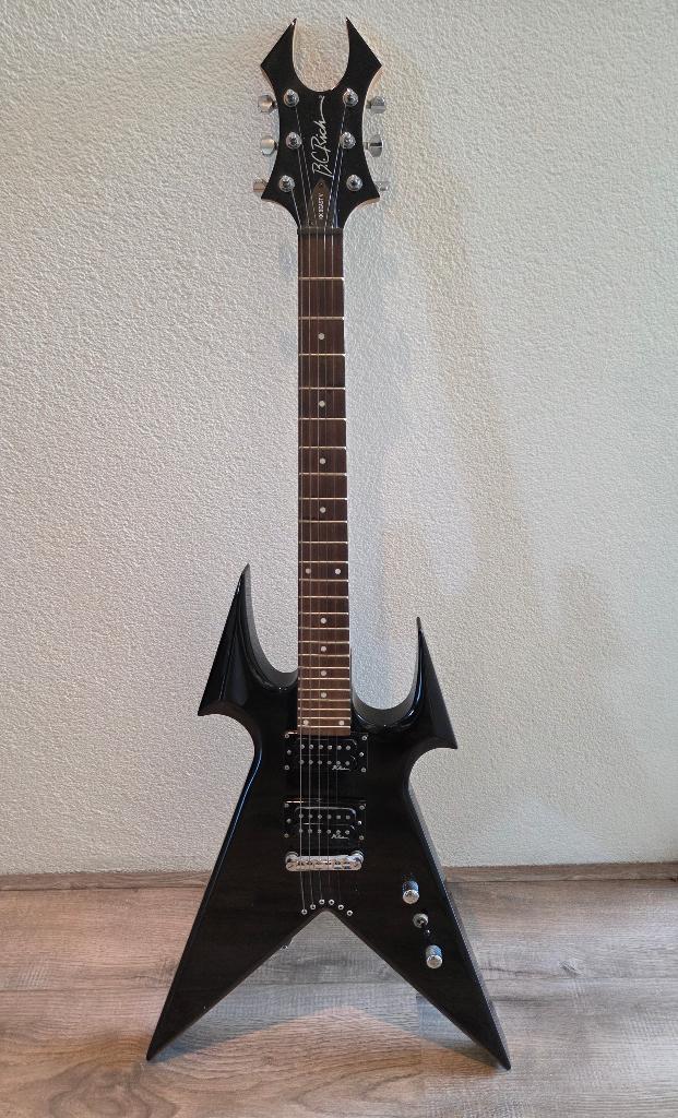 B.C. Rich KK Beast V onyx, Muziek en Instrumenten, Snaarinstrumenten | Gitaren | Elektrisch, Ophalen, Zo goed als nieuw, Solid body