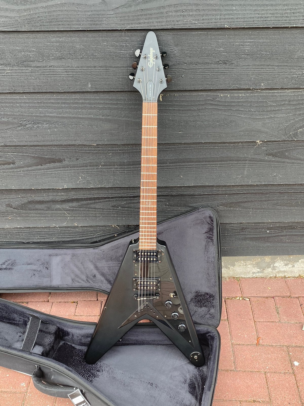 Epiphone Goth Flying V & softcase, Muziek en Instrumenten, Ophalen, Gebruikt, Solid body, Epiphone