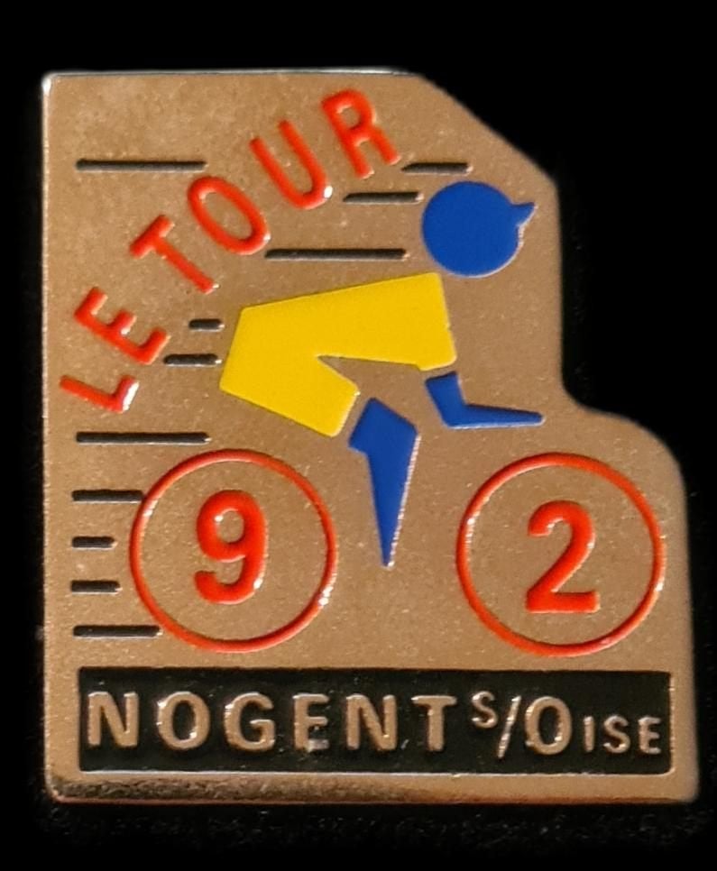Le Tour 92- Nogent S Oise pin, Verzamelen, Speldjes, Pins en Buttons, Verzenden, Nieuw, Sport, Speldje of Pin