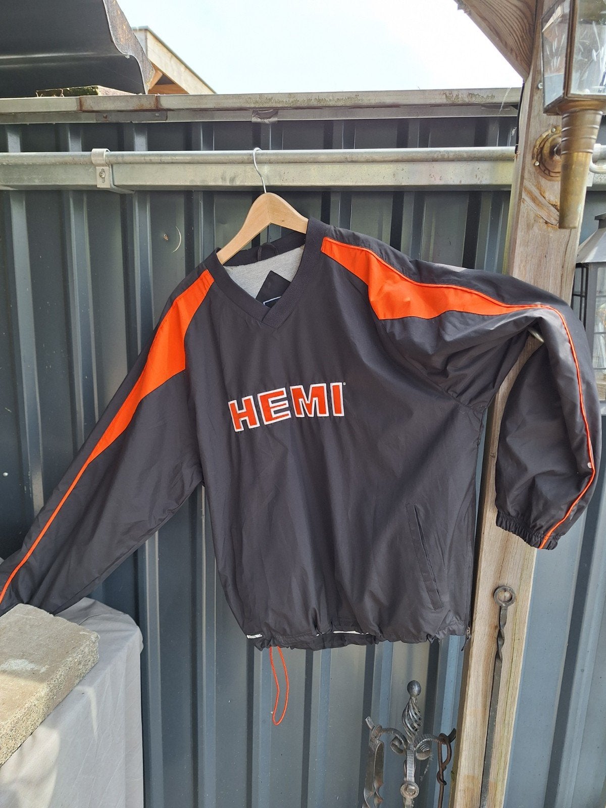 Holloway Hemi Mopar Windbreaker Maat L Zwart/Oranje, Kleding | Heren, Jassen | Zomer, Zo goed als nieuw, Maat 52/54 (L), Zwart