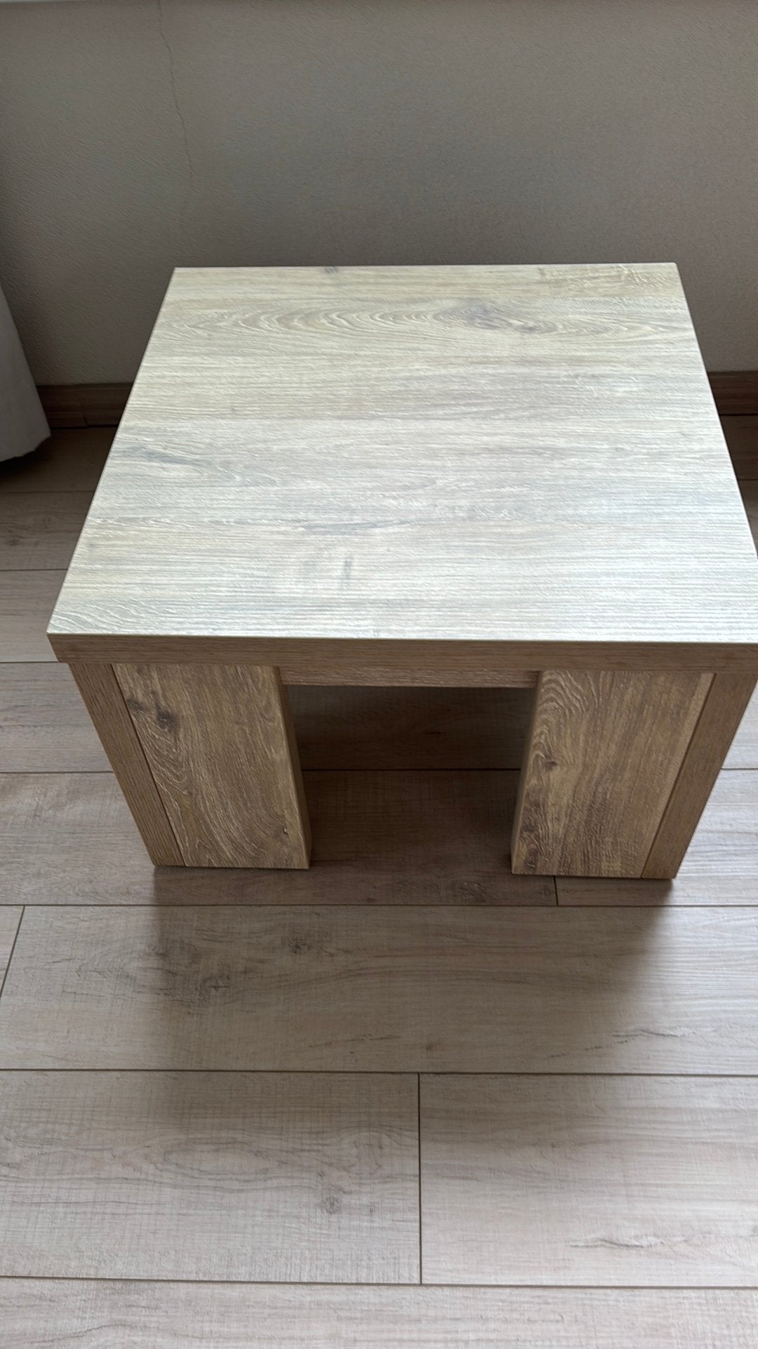 Bijzettafel 60x60x40, Huis en Inrichting, Tafels | Bijzettafels, Ophalen, Rond, Minder dan 55 cm, 45 tot 60 cm