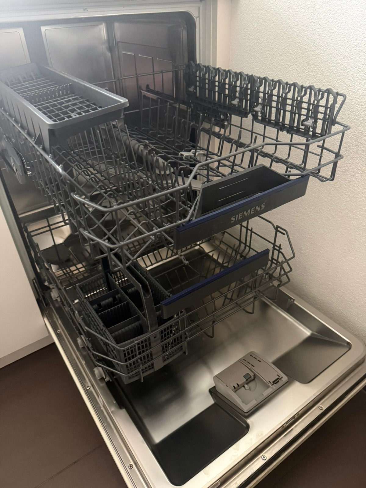 Foto 4 van Vaatwasmachines Simens te koop
