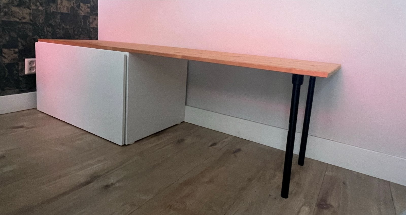 Potlood/stift strippen bureau met opbergruimte, Huis en Inrichting, Bureaus, Ophalen, Opbergruimte, Gebruikt, Hout