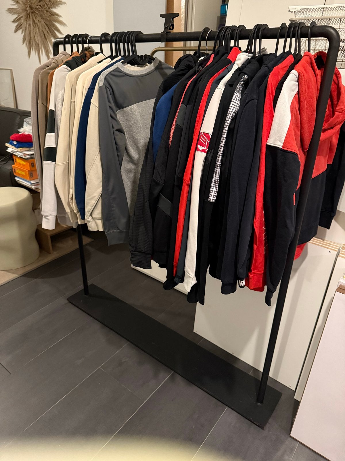 Stevig en zwaar kledingrek - Ideaal voor veel kleding, Ophalen, Gebruikt