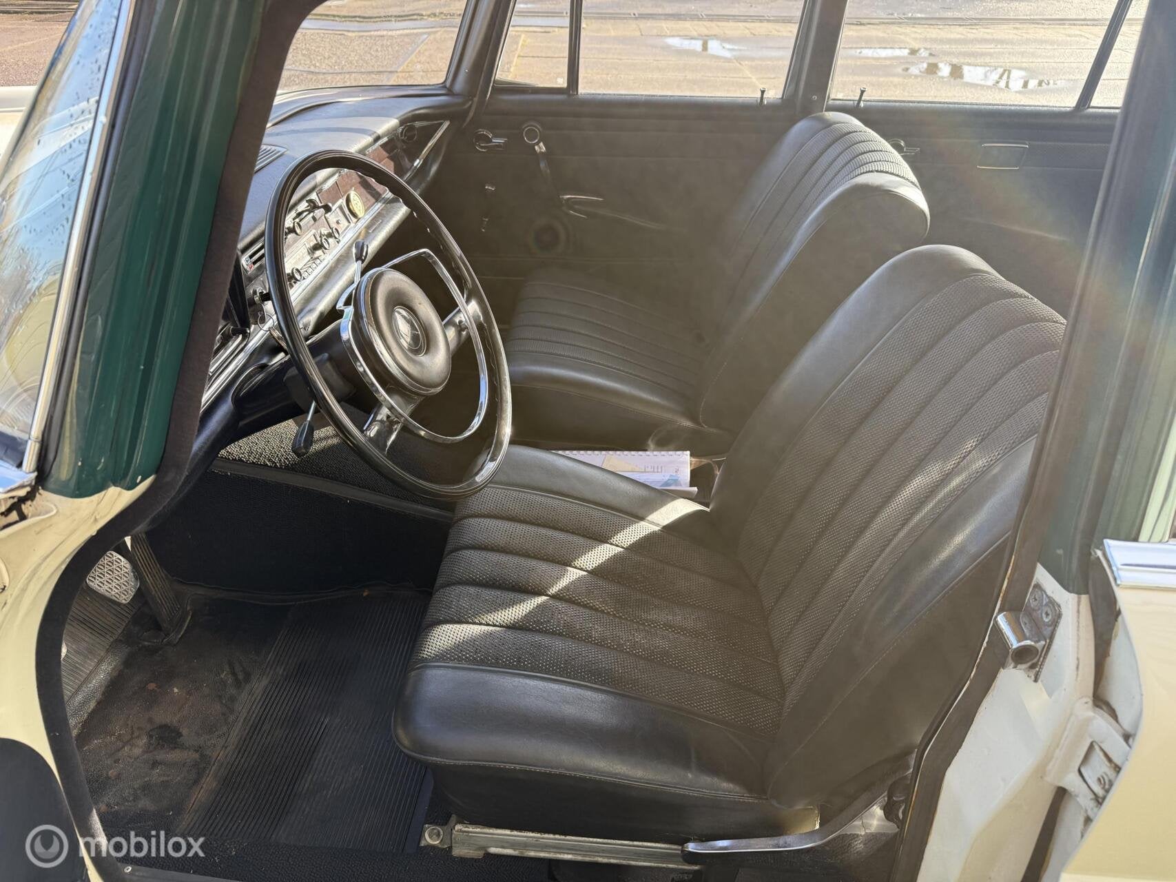 Mercedes-Benz 200 D Heckflosse NAP Nieuwstaat!, foto 8