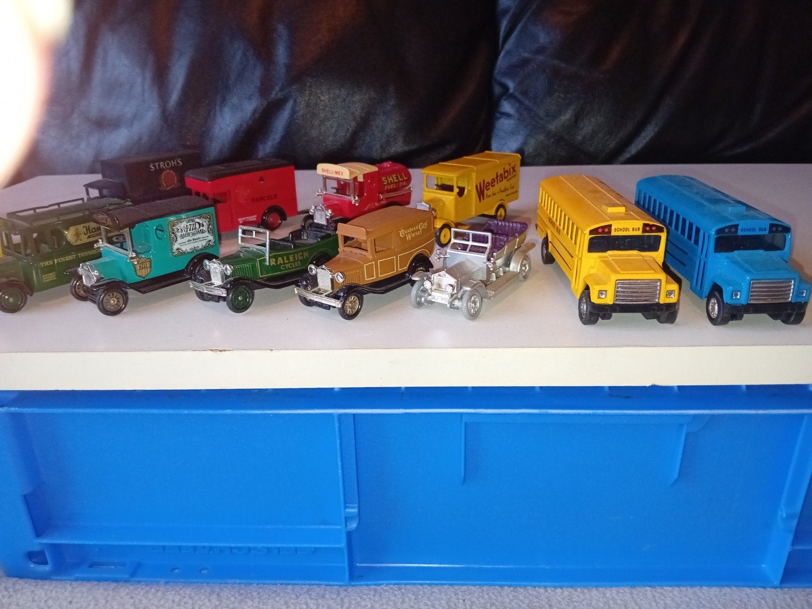 LEUKE KLEINE AUTO'S  EN 4 BUSSEN, Ophalen of Verzenden, Zo goed als nieuw