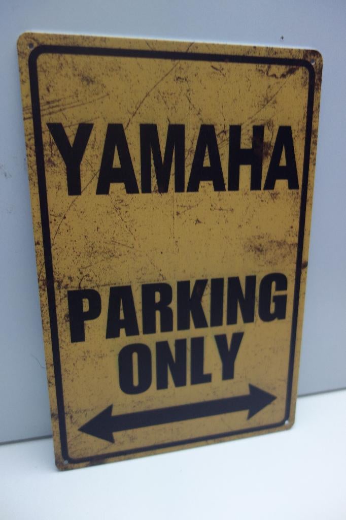 YAMAHA MOTOR  BORD met tekst PARKING ONLY YAMAHA, Motoren, Ophalen of Verzenden, Nieuw
