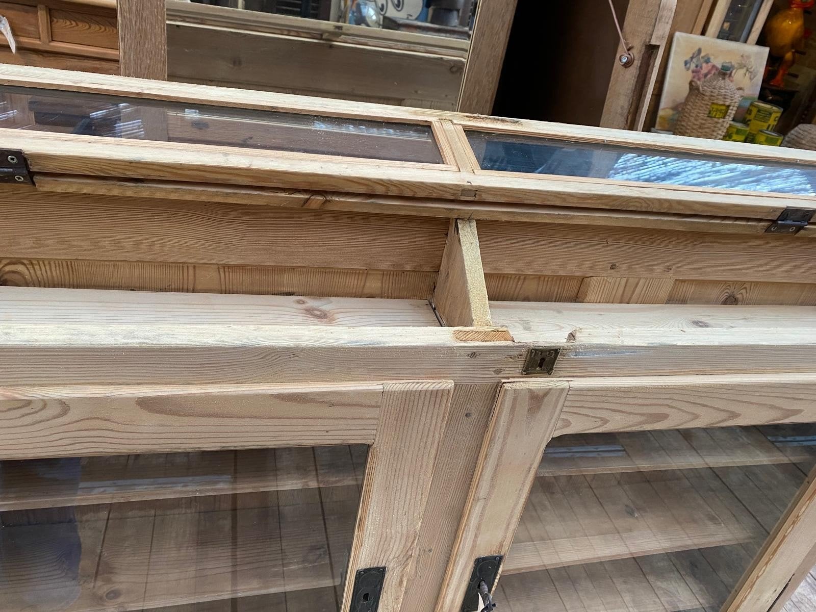 Ondiepe oud grenen kast vitrinekast opzetkast vitrine, Antiek en Kunst, Ophalen