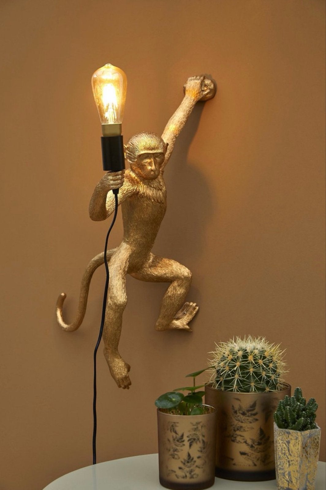 Hanglamp aap met schakelaar, ca. 40x70cm, goudkleurig, Huis en Inrichting, Woonaccessoires | Overige, Ophalen, Gebruikt, Kunststof