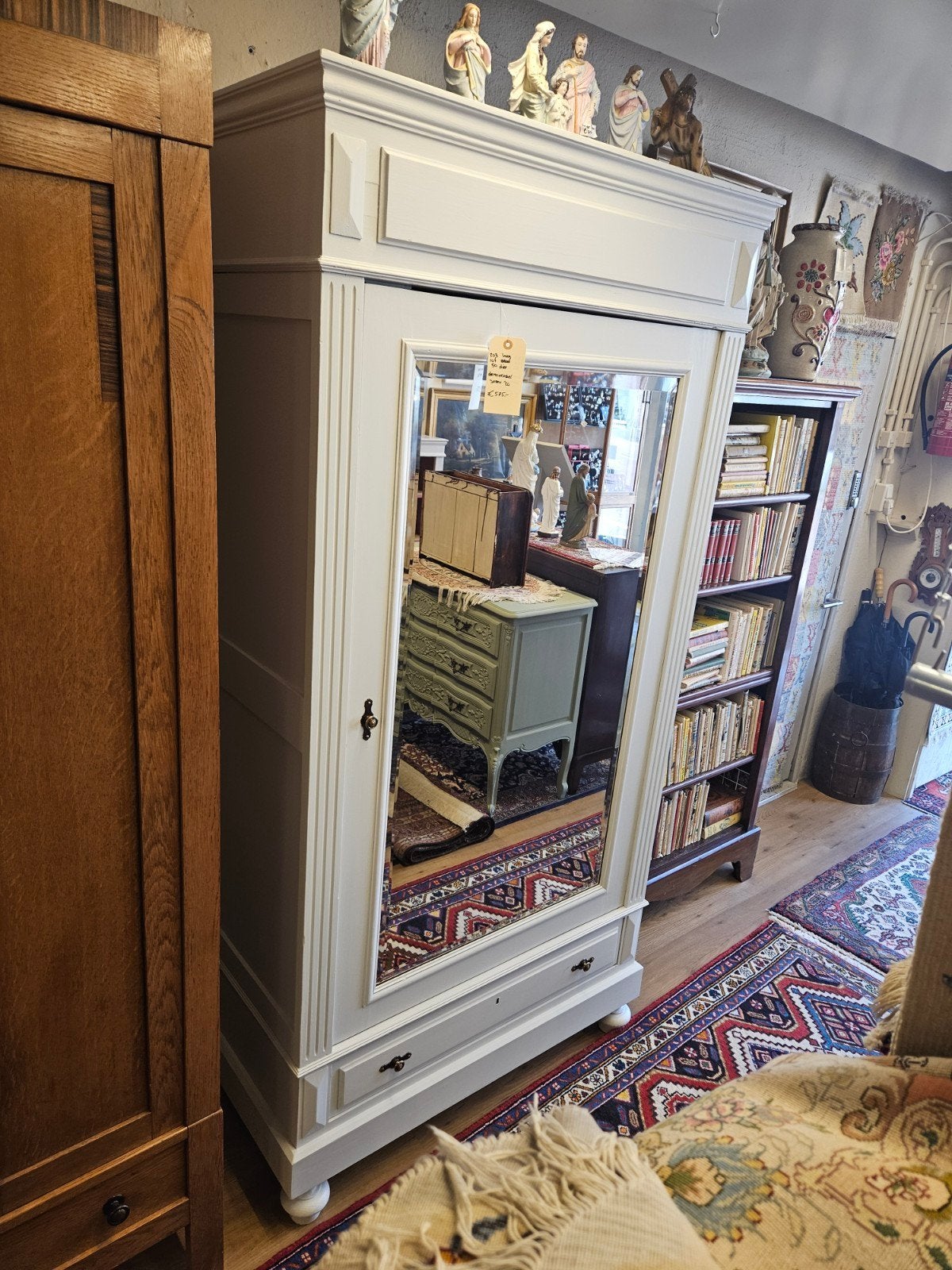 Antieke brocante geschilderde kast uit ca 1900 in goede staa, Huis en Inrichting, Tweedehands, 100 tot 150 cm, Eikenhout, Met lade(s)