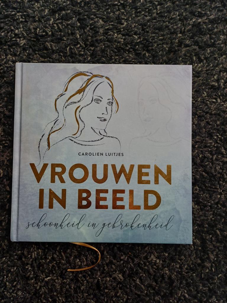 Carolien Luitjes - Vrouwen in beeld, Ophalen of Verzenden, Nieuw, Carolien Luitjes