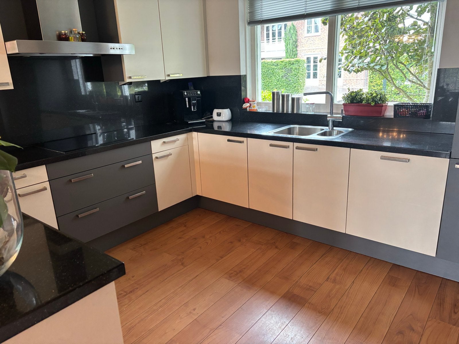 Siematic keuken met Siemens apparatuur en KWC kraan, Gebruikt, Overige kleuren, Hoekkeuken, Graniet of Steen