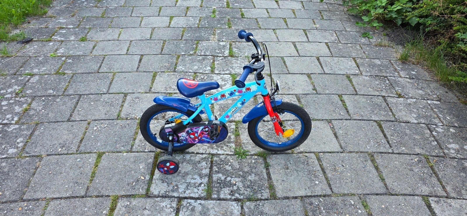 Een Spidey Kinderfiets 14 x 1.75 inch in zeer goede staat., Ophalen, Terugtraprem, Zijwieltjes, Spidey