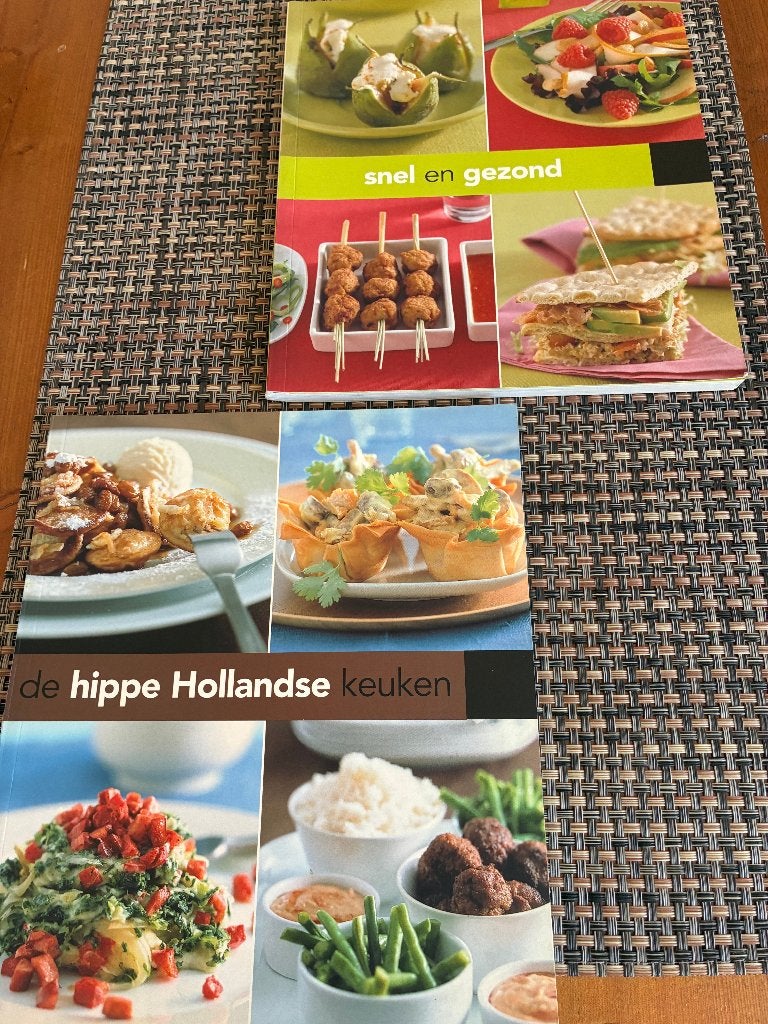 2 Boeken Ikea De Hippe Hollandse Keuken en Snel en Gezond, Boeken, Ophalen of Verzenden, Zo goed als nieuw, Overige gebieden