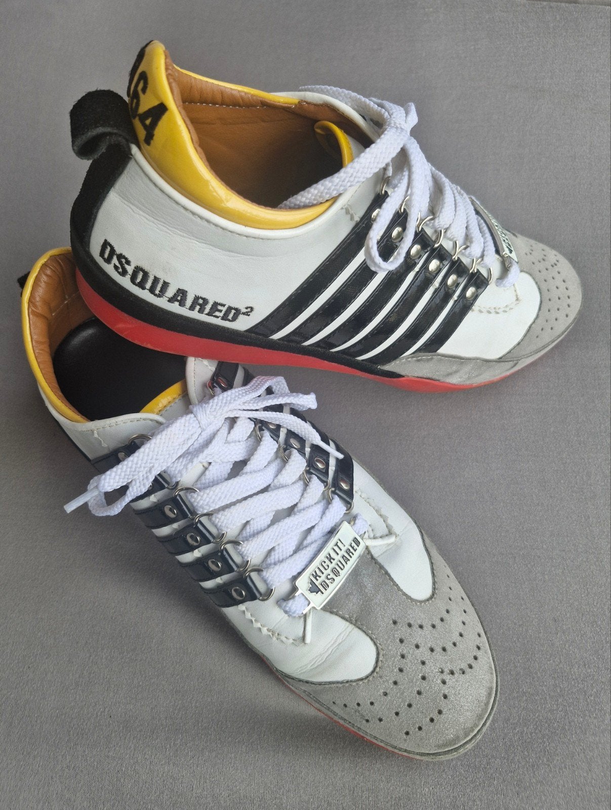 hele mooie DSQUARED2 kick it sneaker maat 40/41, Ophalen of Verzenden, Zo goed als nieuw