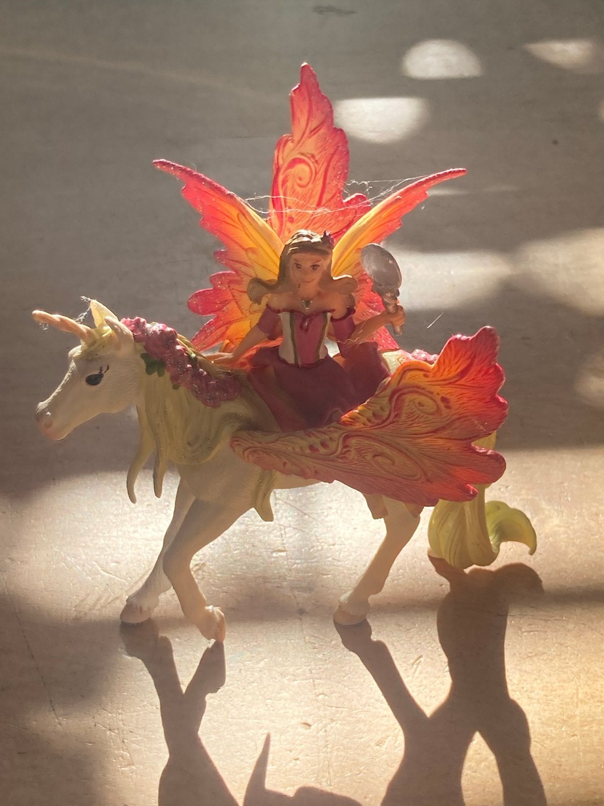 Schleich set met een mooie elf en een eenhoorn met vleugels., Ophalen of Verzenden, Zo goed als nieuw