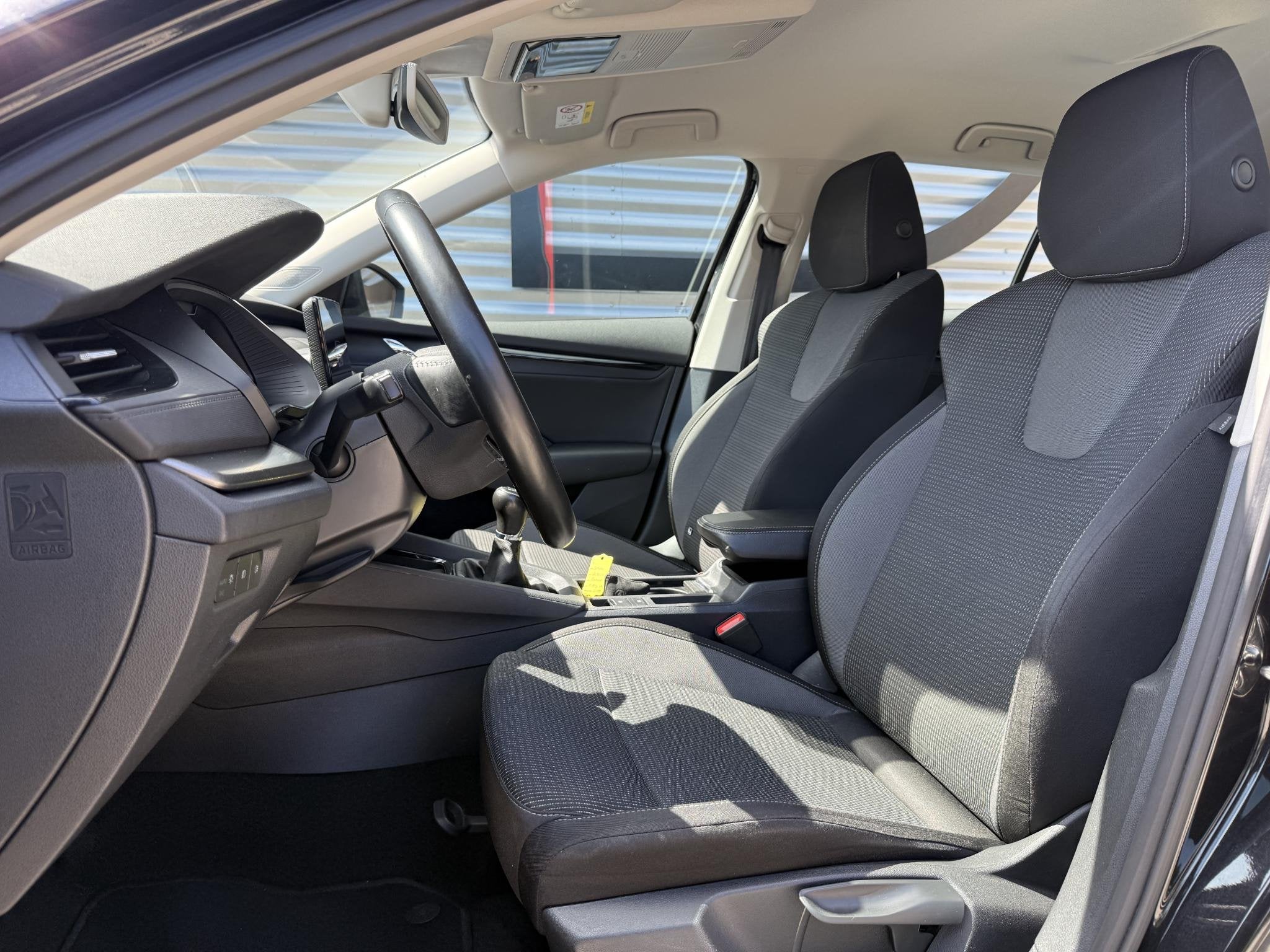Skoda Octavia Combi 1.0 TSI Business Edition 2e Eigenaar|Cli, Auto's, Stof, Gebruikt, Zwart, Origineel Nederlands