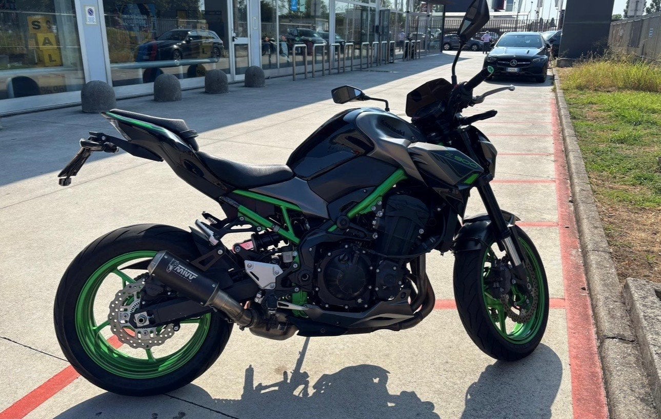 Kawasaki Z900 | Z 900 ABS MIVV EXHAUST (bj 2024), Motoren, Motoren | Kawasaki, Bedrijf, Naked bike, meer dan 35 kW