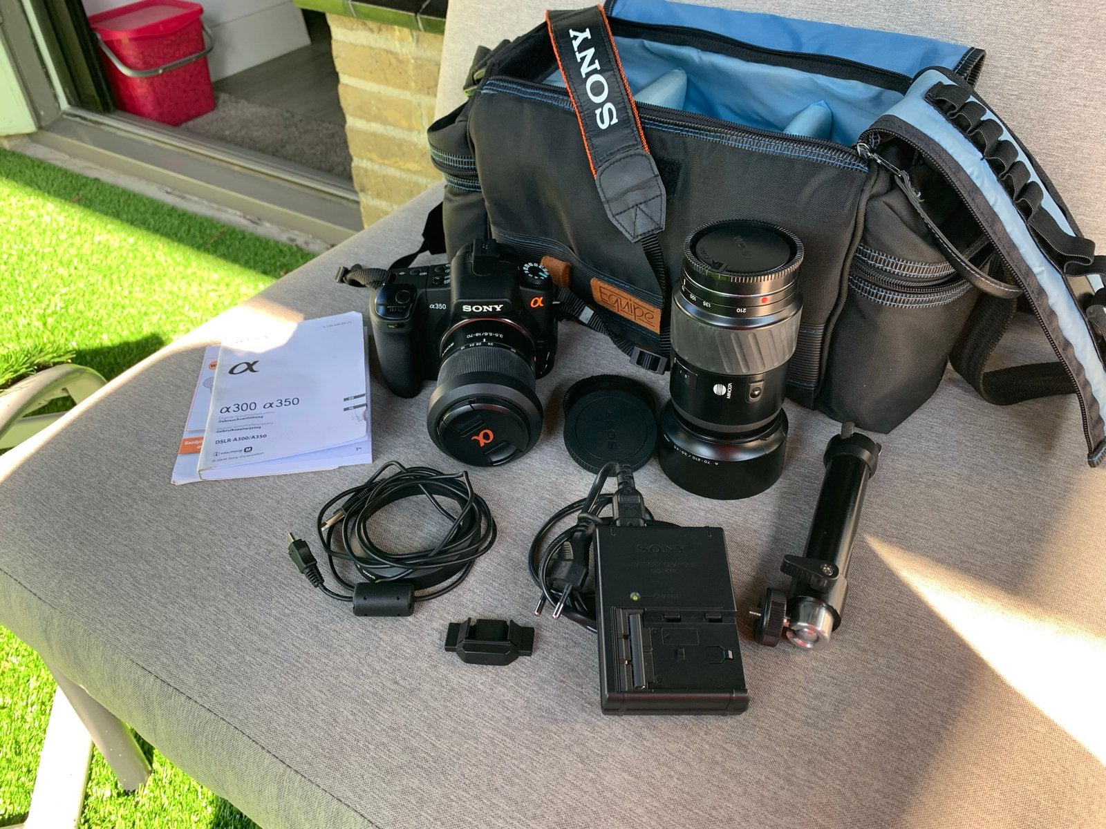 Sony Alpha A350 Spiegelreflexcamera met 2 lenzen en tas, Audio, Tv en Foto, Gebruikt, Spiegelreflex, Kantelbaar/draaibaar scherm