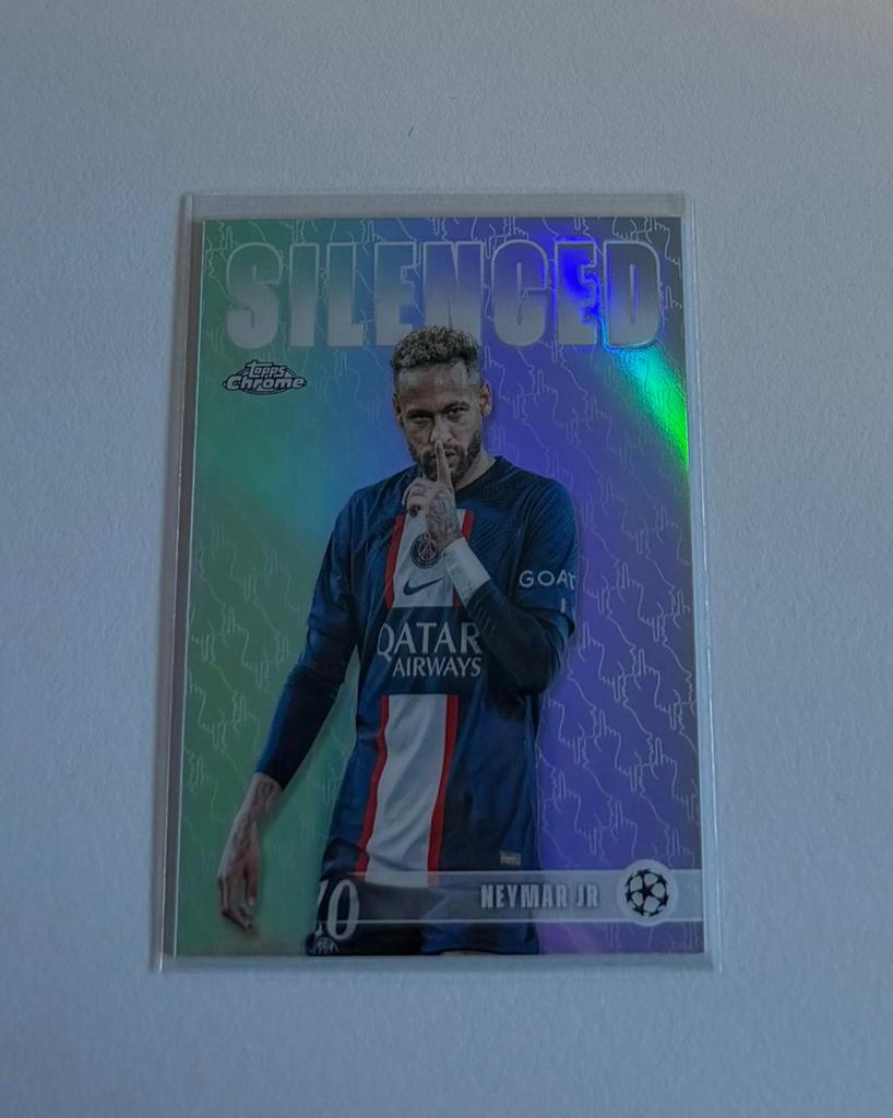 Topps Chrome 2025/2026 Neymar Jr Silenced, Verzamelen, Ophalen of Verzenden, Nieuw, Buitenlandse clubs, Spelerskaart