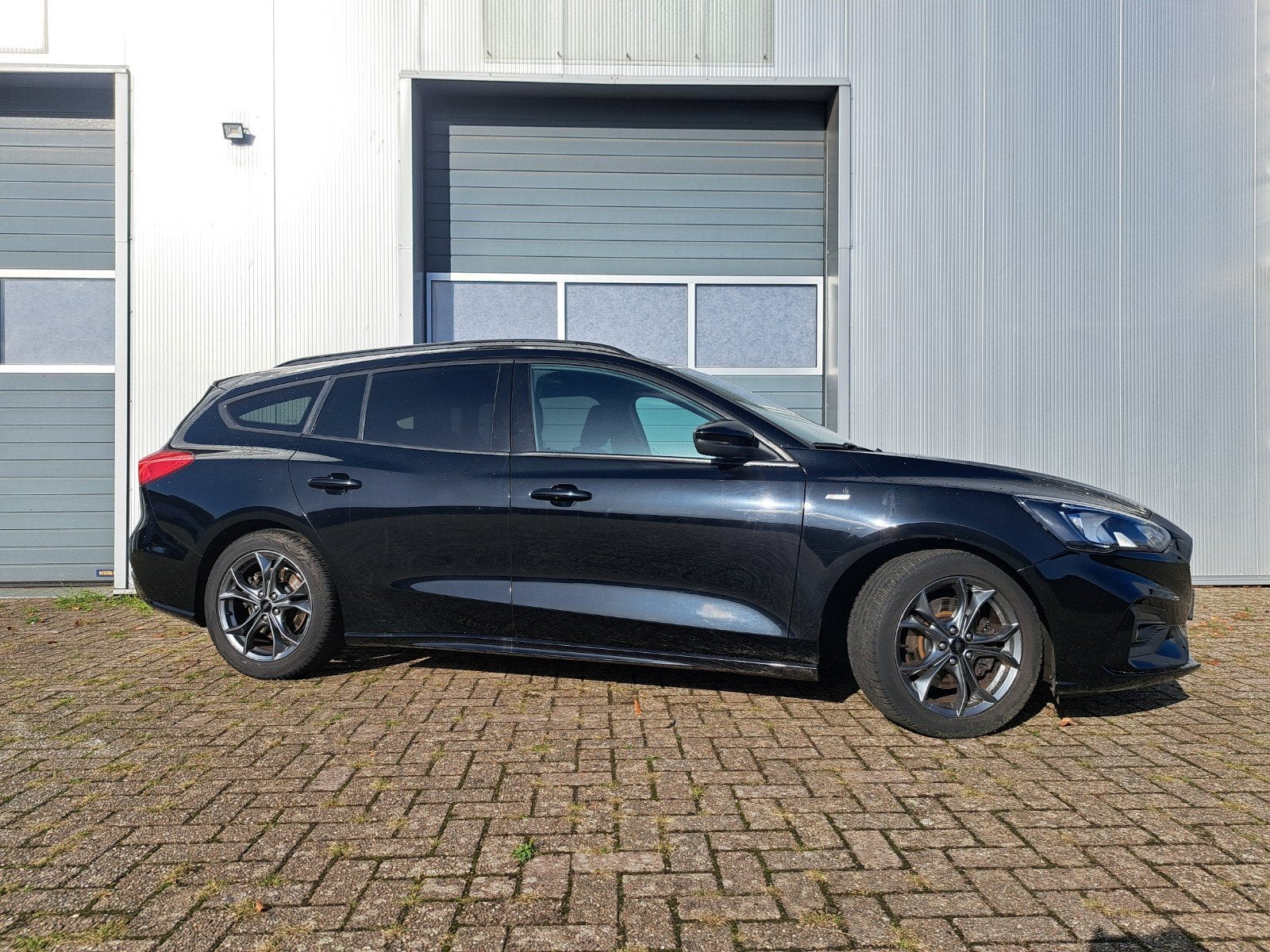 Ford Focus ST Line-Business 2019 1.0 ecoboost, Zwart, 1283 kg, Zwart, 66 €/maand
