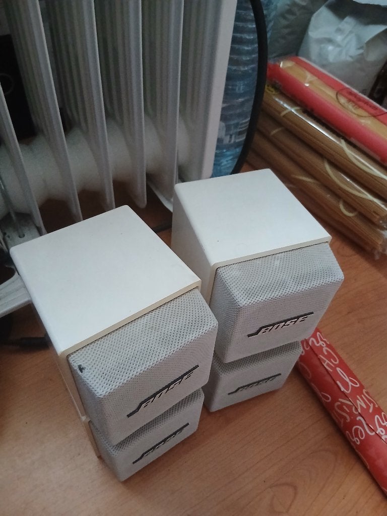Bose AM-5 Cube Speaker Set, Audio, Tv en Foto, Luidsprekers, Ophalen, Gebruikt, Inclusief muurbeugels, Speakerset