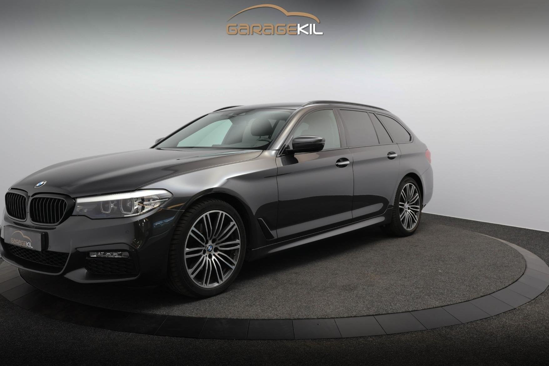 BMW 5-serie Touring 520i High Executive M-Sport M-Sport / Sp, Auto's, Automaat, 1998 cc, Gebruikt, Euro 6