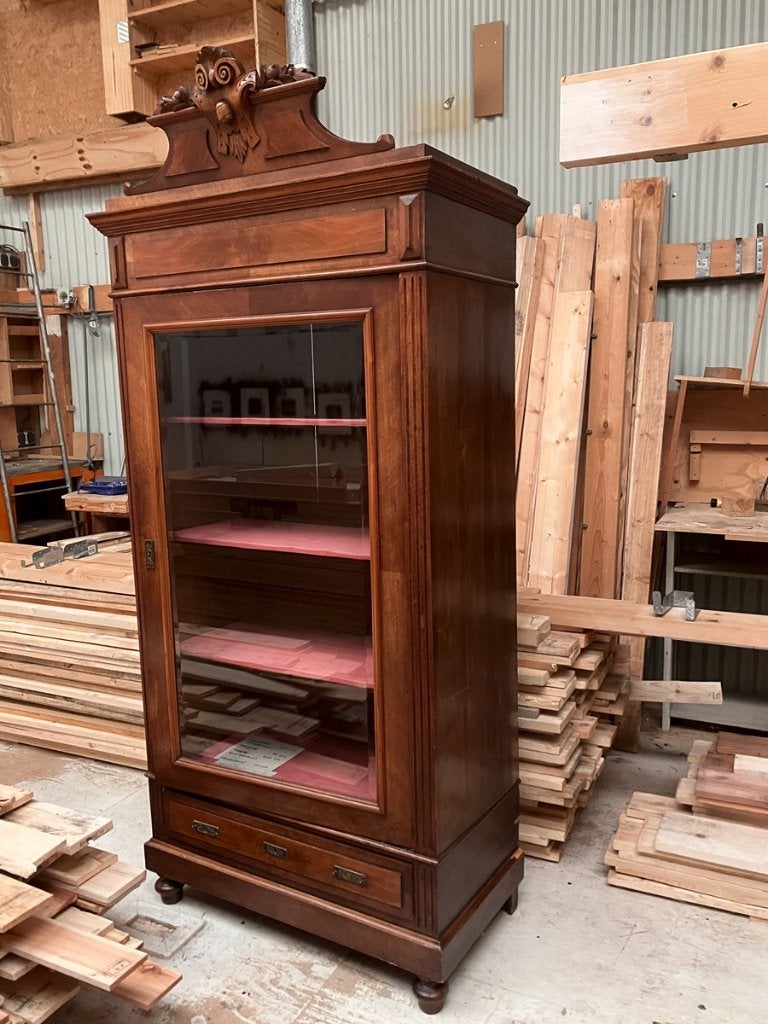 Antieke Biedermeier Vitrinekast / Servieskast met Kuif, Antiek en Kunst, Ophalen