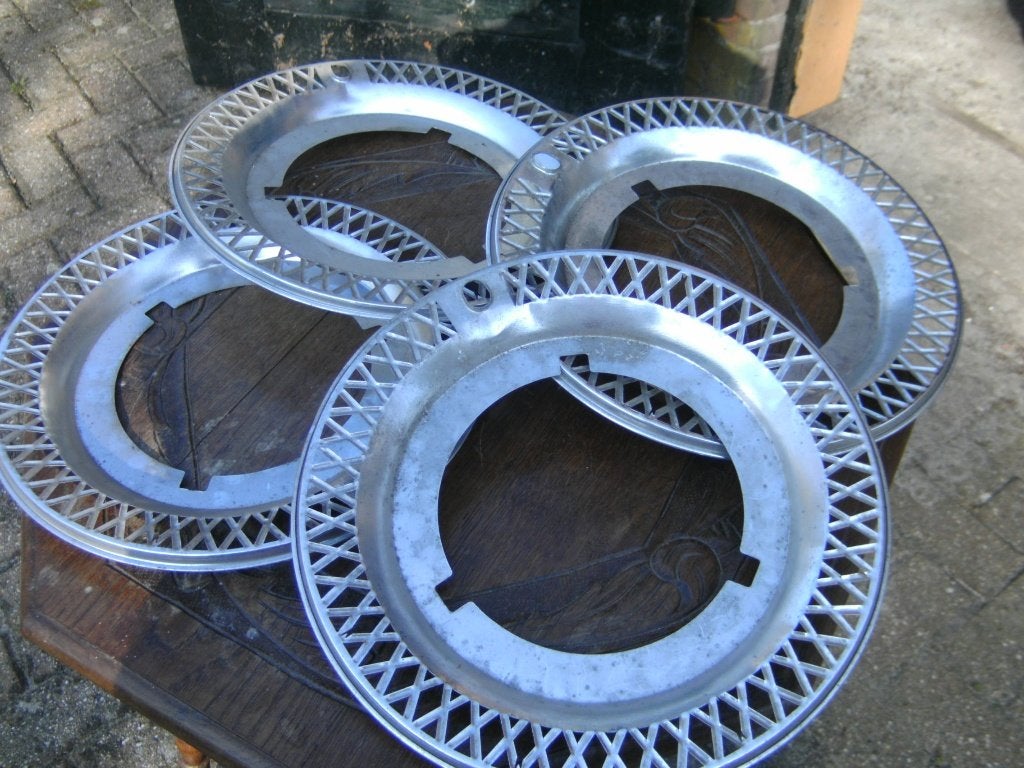 sierringen wieldoppen zilverkleur oldtimer klassieker young, Ophalen of Verzenden, Gebruikt, Oldtimer onderdelen