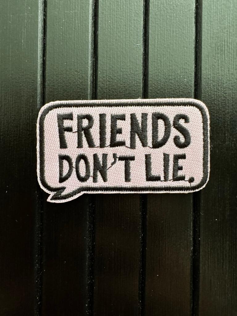 Friends Don't Lie Patch - Stranger Things, Ophalen of Verzenden, Nieuw, Plaatje