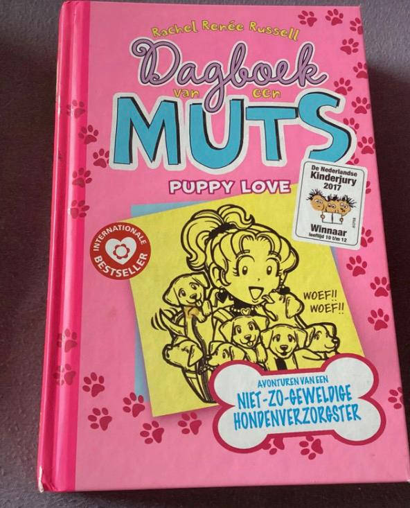 Dagboek van een muts puppy love nummer 10, Boeken, Ophalen of Verzenden