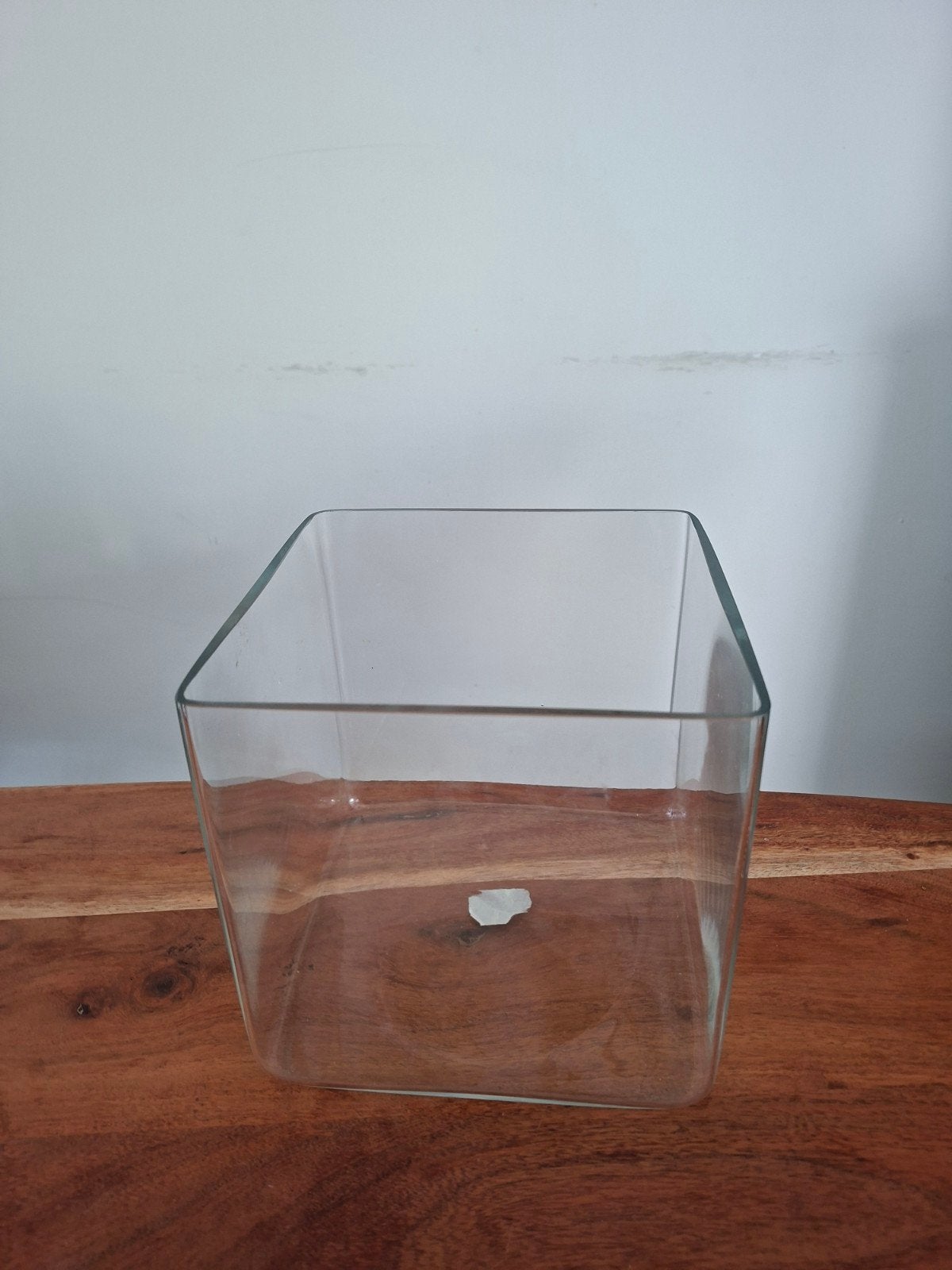 Glazen vierkante vaas - 20x20x20, Huis en Inrichting, Woonaccessoires | Vazen, Ophalen of Verzenden, Zo goed als nieuw, Transparant