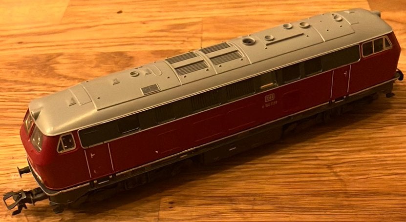 Märklin digitale diesellocomotief V160 met typhoongeluid, Wisselstroom, Locomotief, Ophalen of Verzenden, Zo goed als nieuw