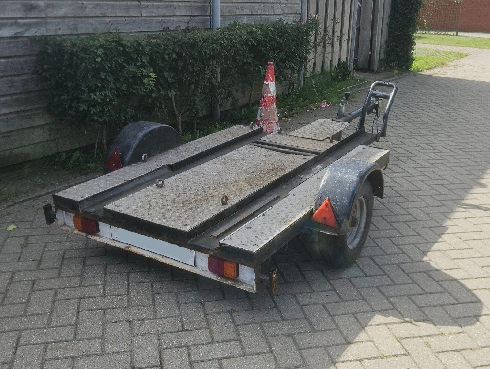 Motor aanhanger met 2 banen, Ophalen, Gebruikt